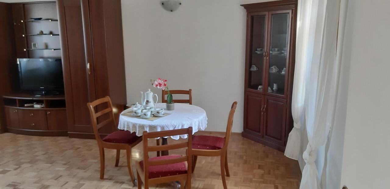 Apartman Bogdan Jelsa  Eksteriør billede